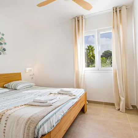 Villa Thalassa By Abahana